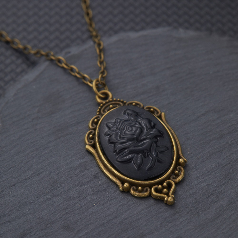 Kalung Liontin Oval Retro dan  - Y2K Ethnic Fashion ulasan dan harga
