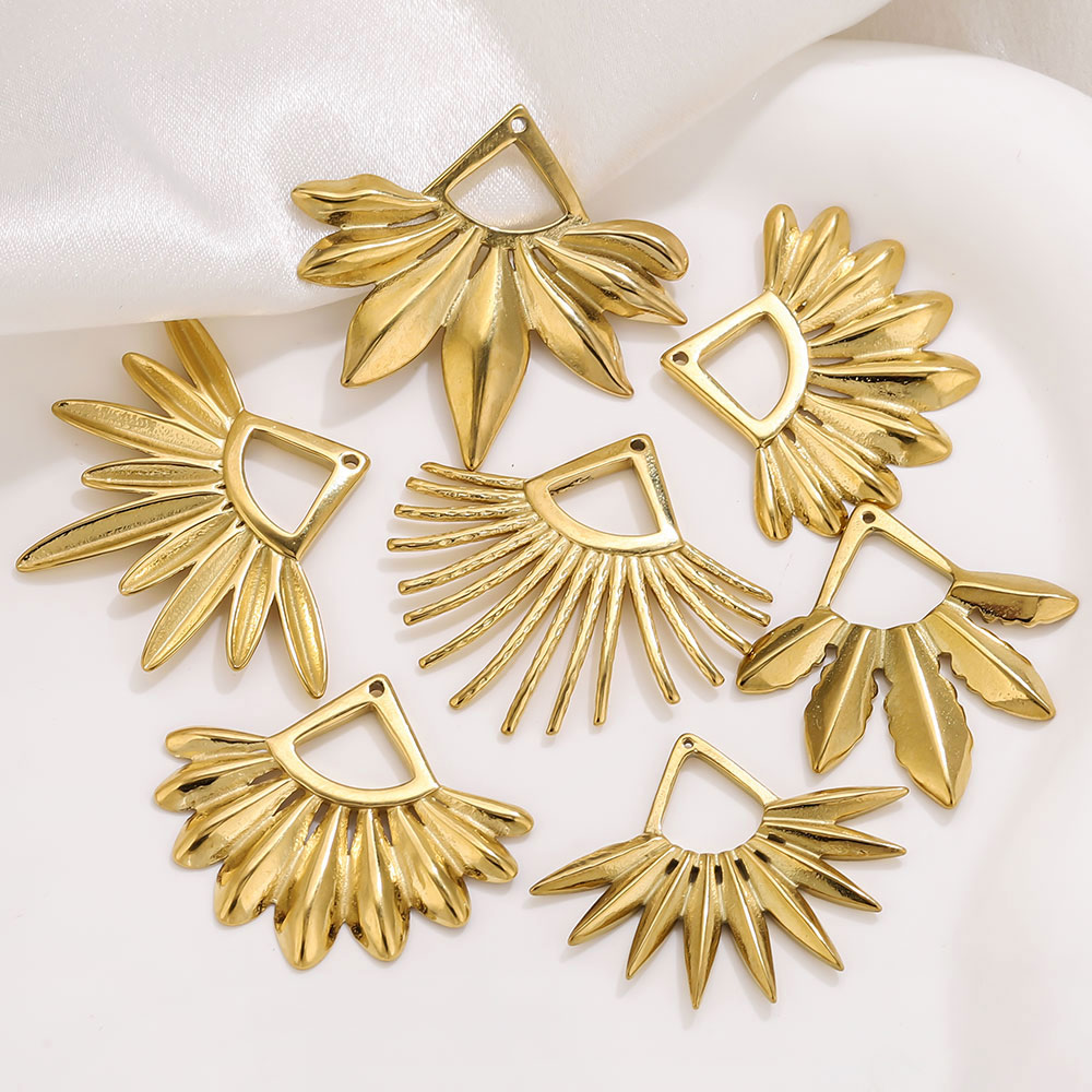 2 buah liontin anting berbentu - Ethnic Fashion Collection ulasan dan harga